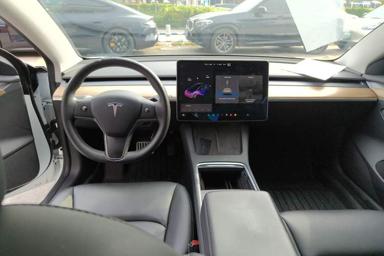 Used Tesla Model 3 2021 Standard Range Rear-Drive Upgraded Version Center Console