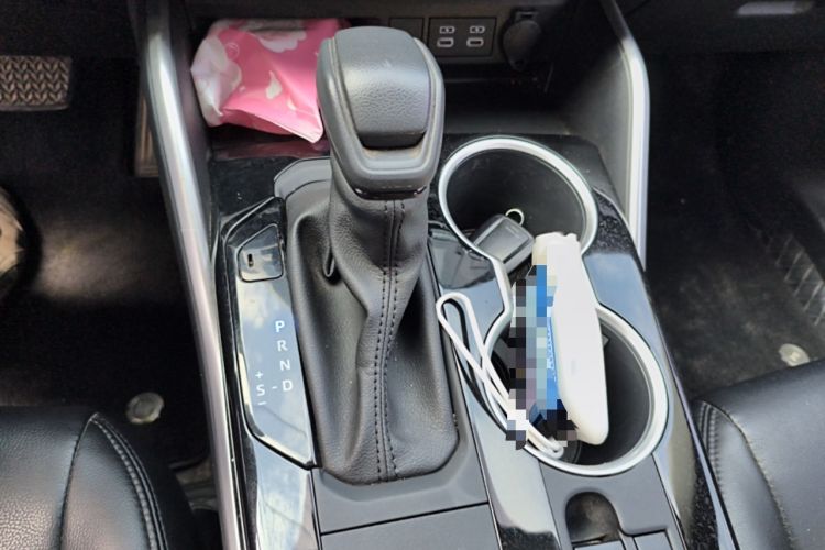 Used Toyota Highlander 2023 2.5L Smart Electric Hybrid Dual-Engine 4x4 Elite Edition 7 Seats Gear Lever