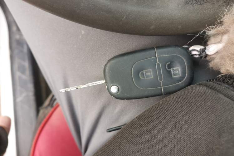 Used Dongfeng Aeolus H30 2010 1.6L Automatic ZunYa Trim