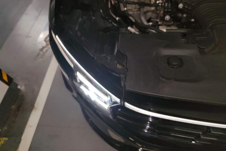 Used Ford Edge 2023 Ford Explorer L 2.0T EcoBoost Four-Wheel Drive 7-Seater Supreme Model Right Front Headlight