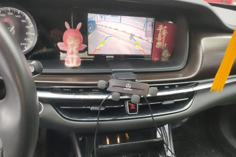 Used GAC Trumpchi GA6 2019 270T Automatic Elite Edition Audio And AC Panel