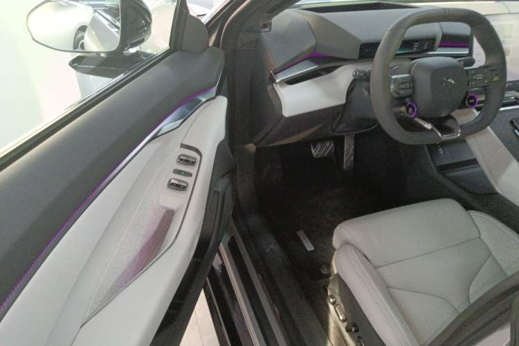 Used XPeng P7 2025 Model—702 Long Range Ultra