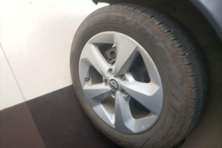 Used Nissan Qashqai 2023 Classic 2.0L CVT XV Comfort Edition Exterior 5