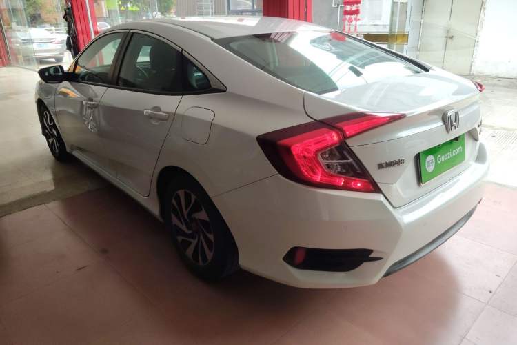 Used Honda Civic 2016 220TURBO CVT Luxury Edition
