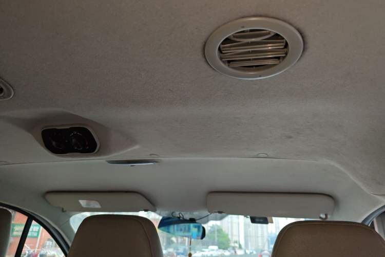 Used Ford Transit 2019 2.0T Diesel Commercial & Travel Short Wheelbase Low-Roof 9-Seater China VI Headliner