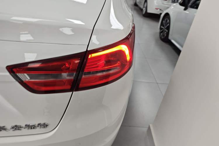 Used Ford Escort 2015 1.5L Manual Comfort Model