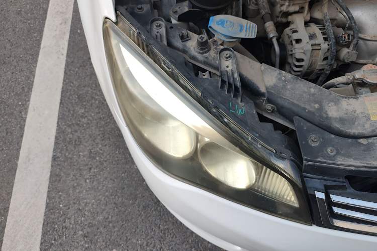 Used Roewe 350 2014 1.5L Manual Swift Edition
