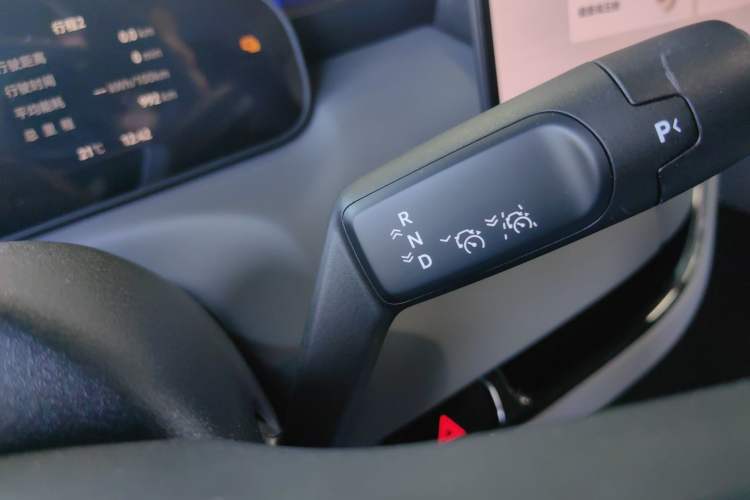 Used Zeekr MIX 2025 Intelligent Driving Version
