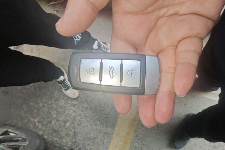 Used Zotye T600 2016 Sports Edition 1.5T Manual Luxury Model Vehicle Key