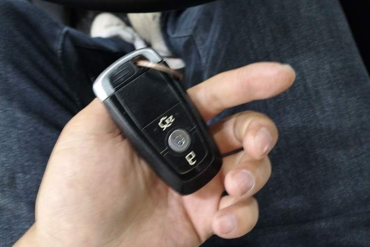 Used Ford Escort 2019 Revised Version 1.5L Automatic Enjoyment Type China VI Standard Vehicle Key