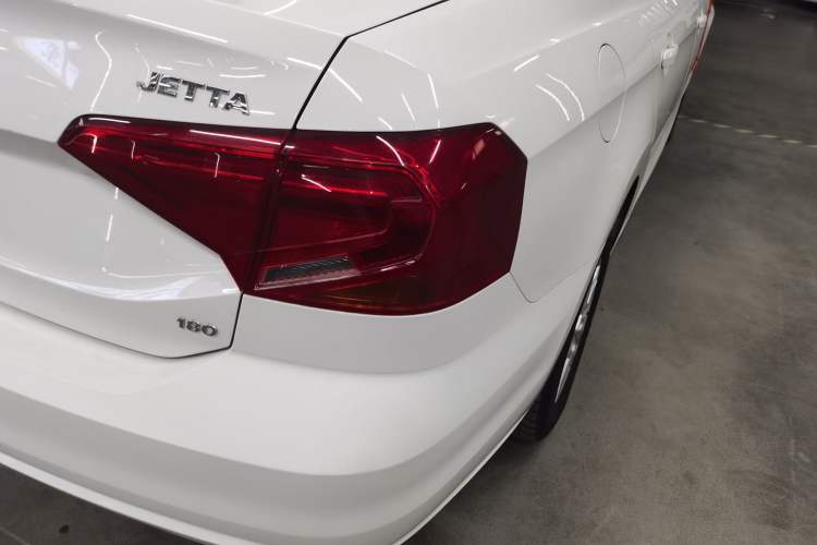 Used Volkswagen Jetta 2017 1.5L Automatic Fashion Model
