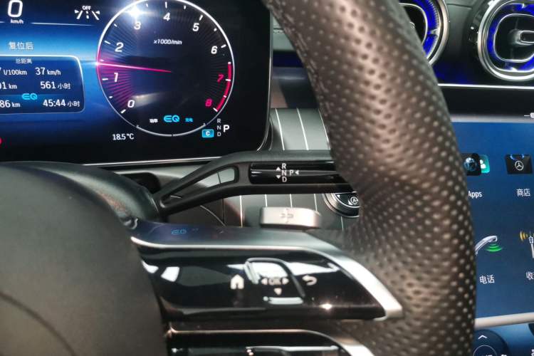 Used Mercedes-Benz C-Class 2022 Restyled C 260 L Sport Edition Gear Lever