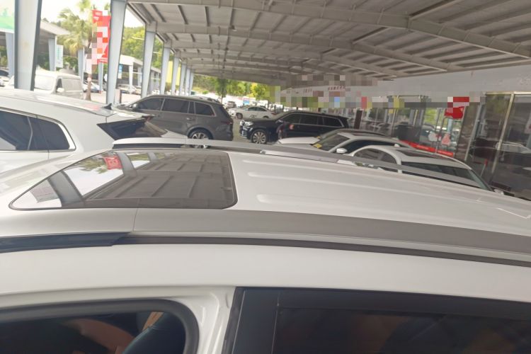 Used Geely Auto Vision X6 2016 1.3T CVT Flagship Model Roof