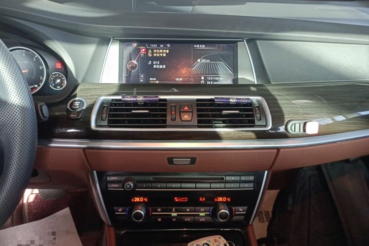 Used BMW 5 Series GT 2017 528i Leading Model
