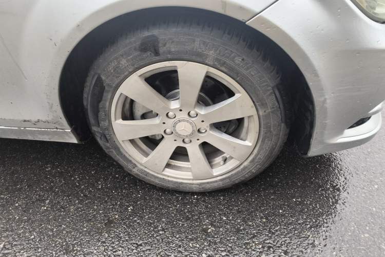 Used Mercedes-Benz C-Class 2010 C 180K Classic model