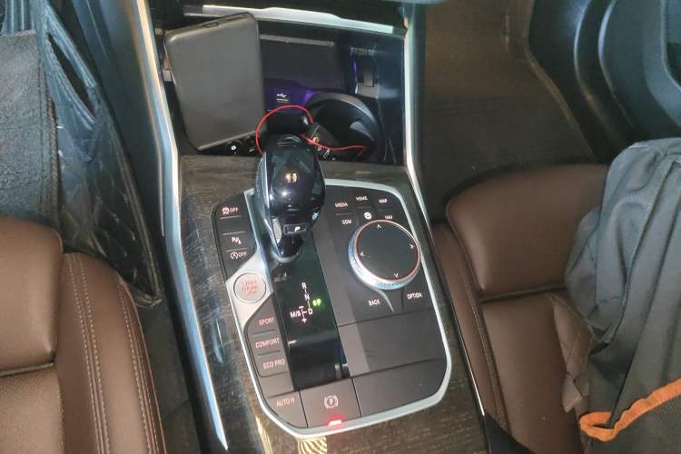 Used BMW 3 Series 2022 Updated 325Li M Sport Package Gear Lever