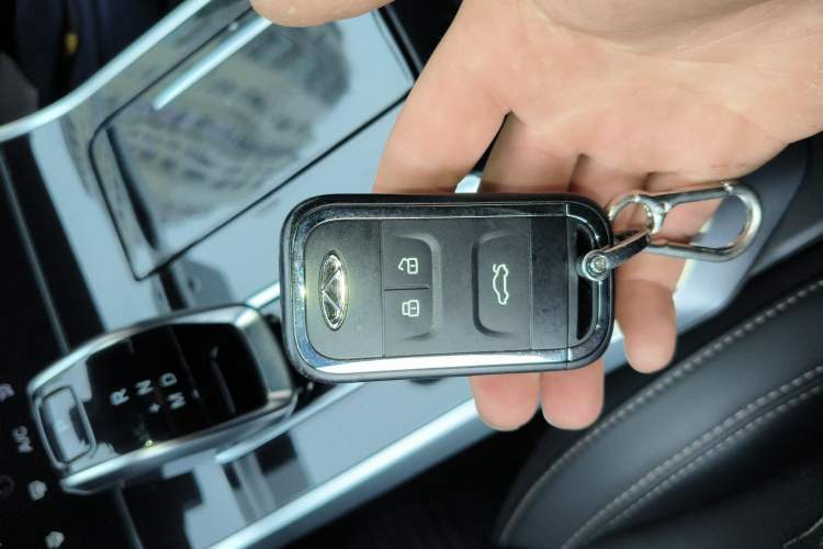 Used Chery Tiggo 8 2019 1.6 TGDI Automatic Luxury Model Vehicle Key