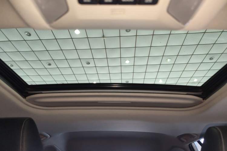 Used Toyota RAV4 2020 Dual-Engine 2.5L E-CVT Two-Wheel Drive Elite Edition
