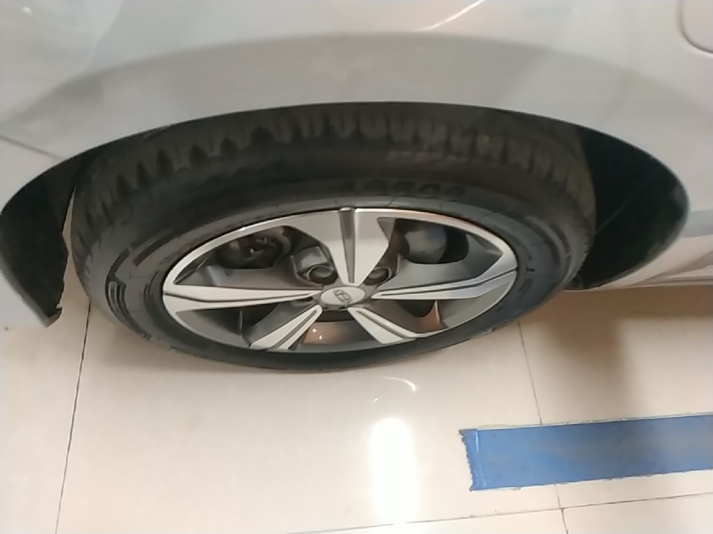 Geely Auto Emgrand L HiP 2024 Longteng Edition 1.5TD-DHT Pro 100KM Superior Model — снимка 10