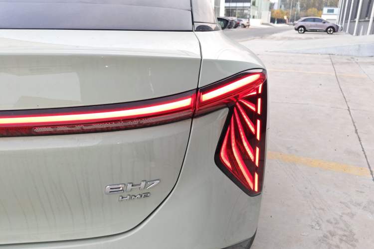 Used Hongqi EH7 2024 690 Pro