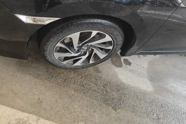 Used Honda Civic 2016 220TURBO CVT Luxury Edition
