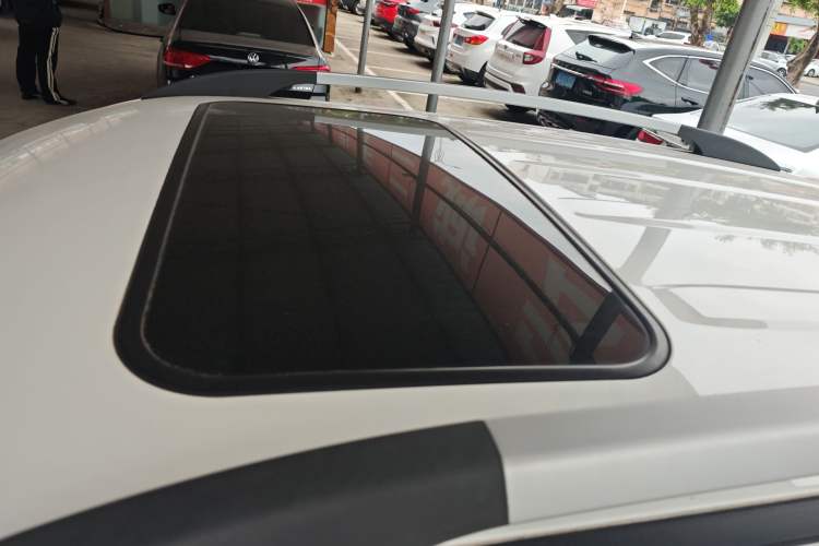 Used CHANGAN CS35 2017 1.6L Automatic Luxury Model
