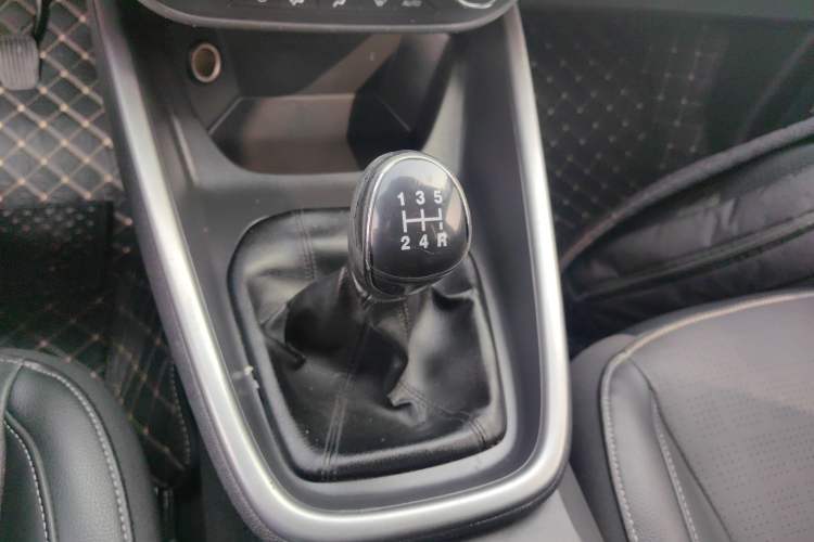 Used Ford Escort 2015 1.5L Manual Fashion Edition