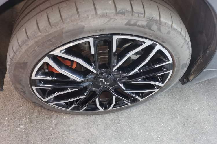 Used Zeekr 001 2025 YOU Edition 100 kWh All-Wheel Drive