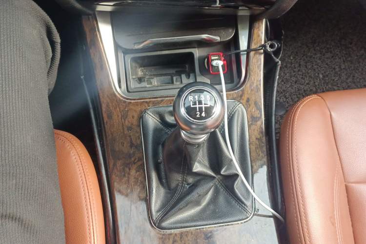 Used Hanteng X7 2016 1.5T Manual Luxury Version