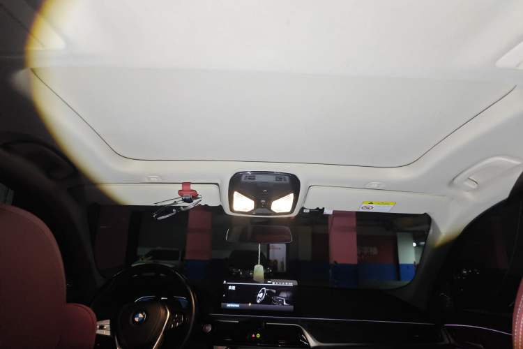 Used BMW 5 Series New Energy 2021 535Le Luxury Package Headliner