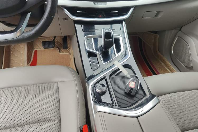 Used Geely Auto Jiajie 2019 1.8TD Automatic Enjoyment Model Gear Lever