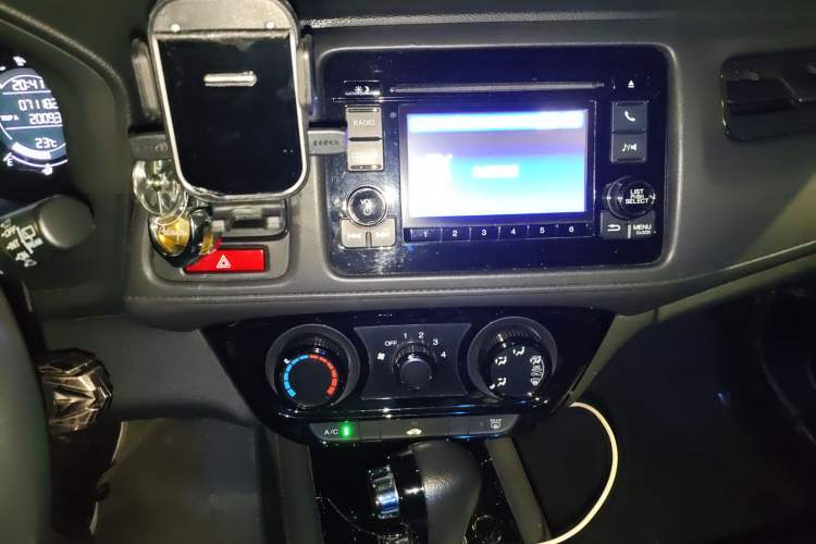 Used Honda Vezel 2017 1.5L CVT 2WD Comfort Model