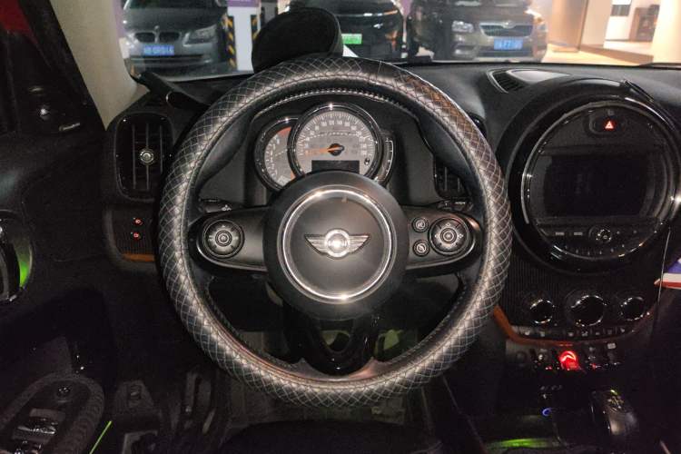 Used MINI Countryman 2017 1.5T COOPER ALL4 Traveler