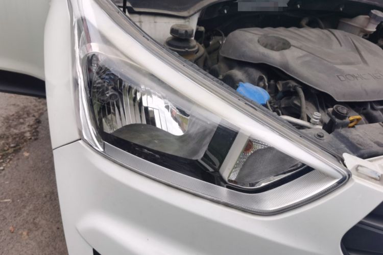 Used Hyundai ix25 2015 1.6L Manual Two-Wheel Drive Fashionable GS Model
