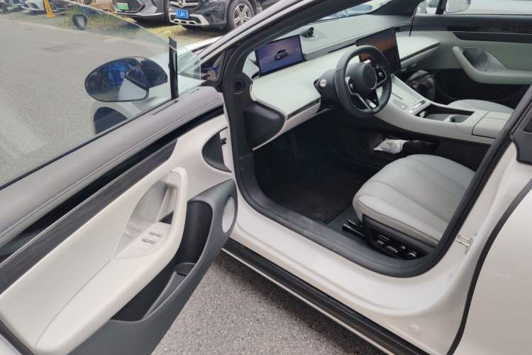 Used Hima Luxeed S7 2024 Max Driver Seat