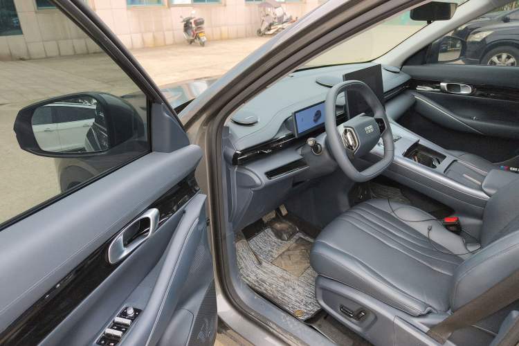 Used Geely Galaxy E5 2024 440km Exploration Version Driver Seat