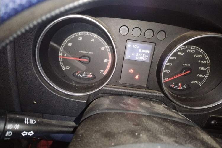 Used BAIC Off-Road BJ40 2016 40L 2.3T Automatic Two-Wheel Drive Luxury Edition