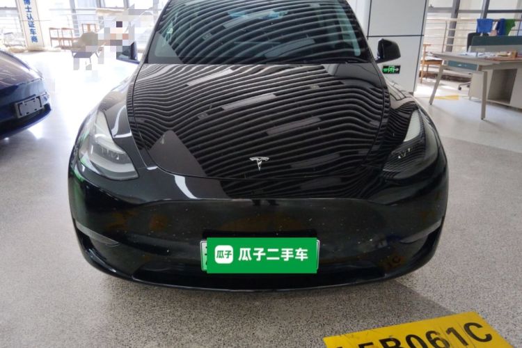 Used Tesla Model Y 2021 Standard Range Rear-Wheel Drive Version Front