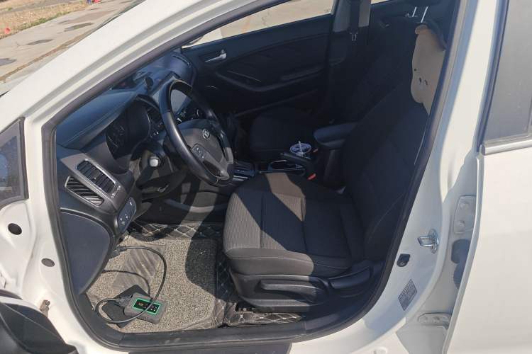 Used Kia K3 2016 1.6L Automatic GLS Left Front Seat