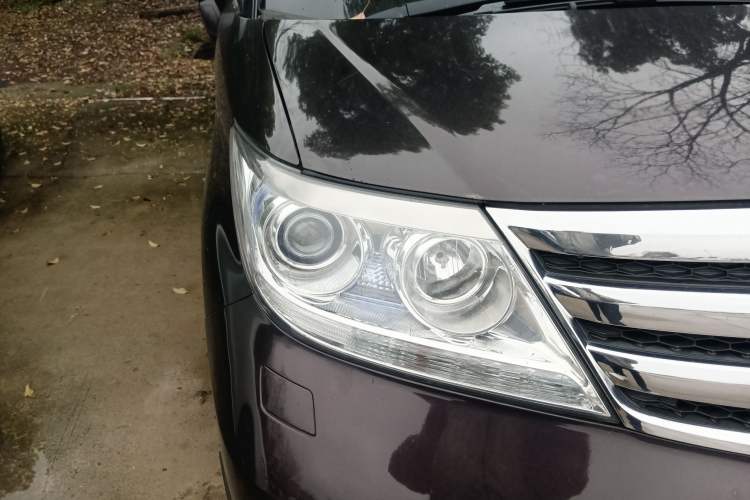Used Honda Elysion 2012 2.4L VTi Comfort Edition Right Front Headlight