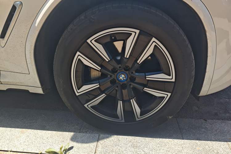 Used BMW iX3 2022 Leading Model
