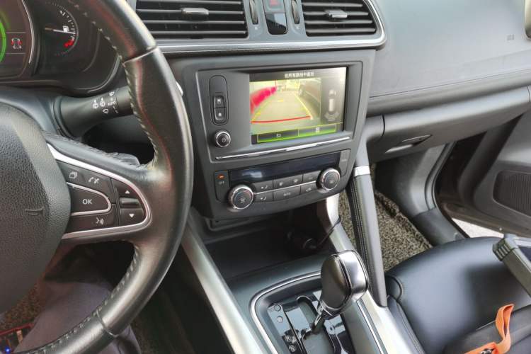 Used Renault Kadjar 2017 2.0L Two-Wheel-Drive Leading Edition