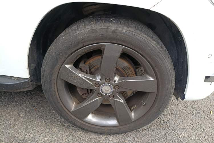 Used Mercedes-Benz GLK-Class 2013 Facelift GLK 300 4MATIC Fashion Edition