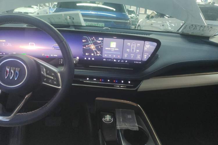 Used Buick E5 2023 Avia Four-Wheel Drive Version