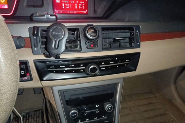 Used Roewe 550 2013 Classic Edition 550 1.8L Manual Luxury Model