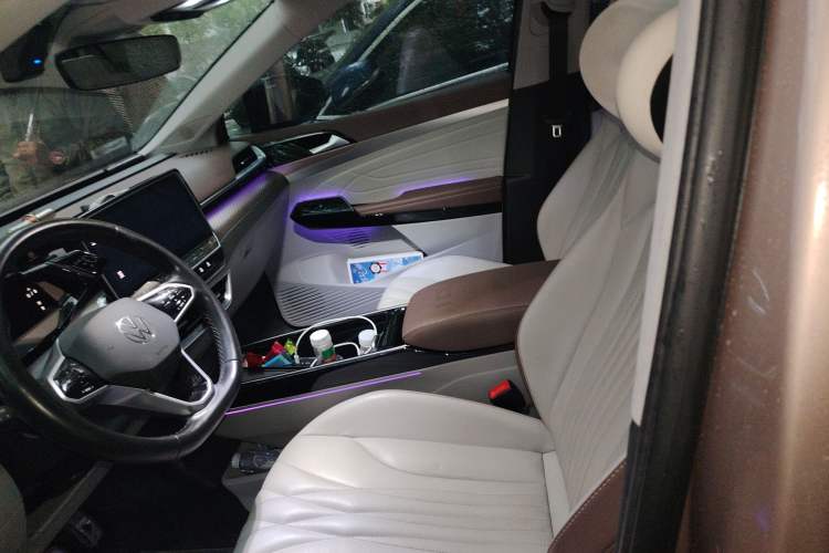 Used Volkswagen ID.6 X 2021 Pro Smart Long-Range Edition Left Front Seat