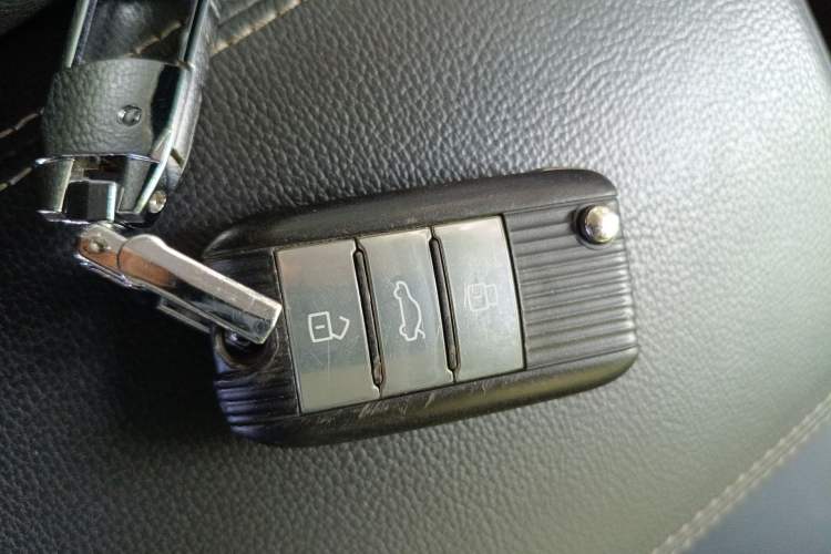 Used Roewe RX5 2019 20T Two-Wheel Drive Automatic 4G Connected Platinum Edition
