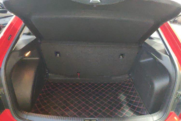 Used Skoda Rapid Spaceback 2014 1.6L Automatic Enjoyment Edition