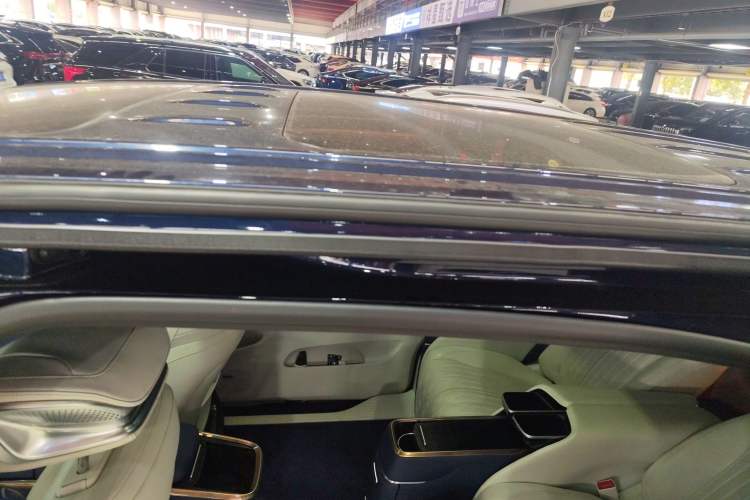 Used Buick GL8 2020 Avenir Avia Four-Seat Luxury Edition
