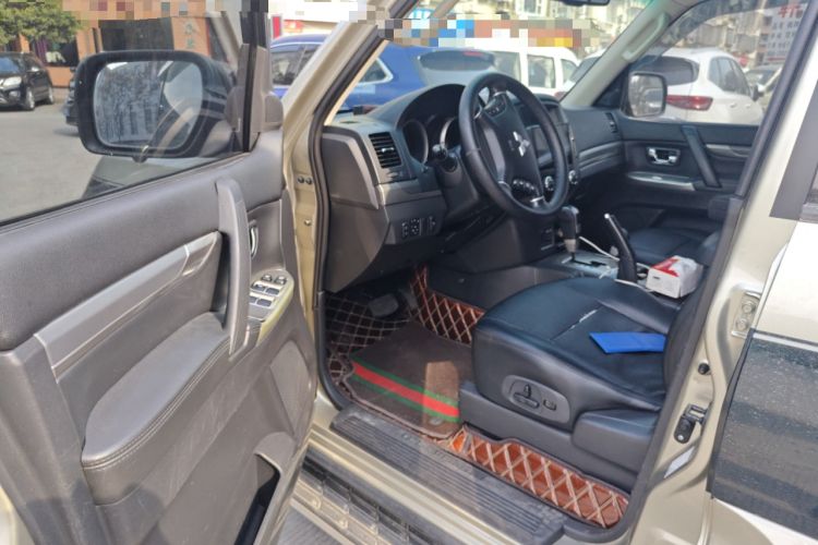 Used Mitsubishi Pajero (Import) 2018 3.0L Automatic Standard Edition